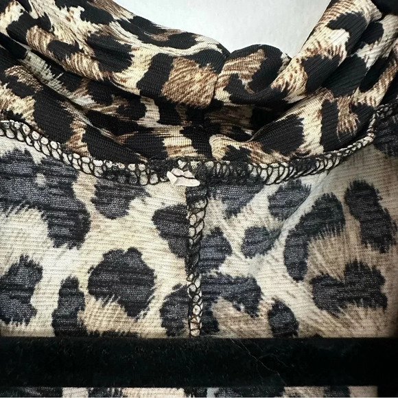 Women’s Boutique Long Sleeve Cheetah Print Open Front Drape Cardigan GUC - Picture 5 of 7